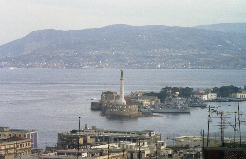 Il porto di Messina
