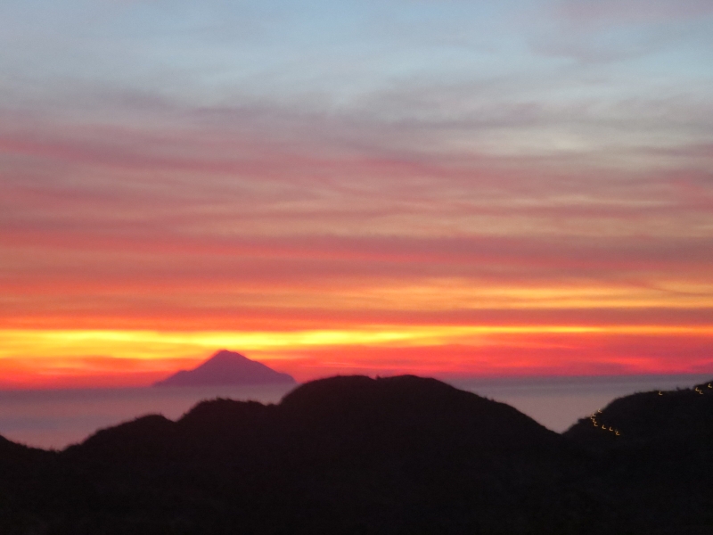 tramonto di vulcano