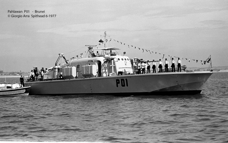 Pahlawan  P01  -  Brunei