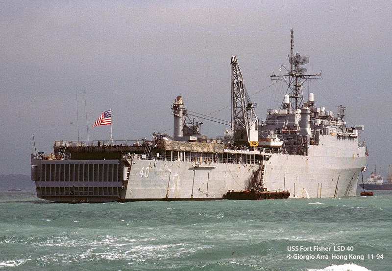 USS Fort Fisher LSD 40