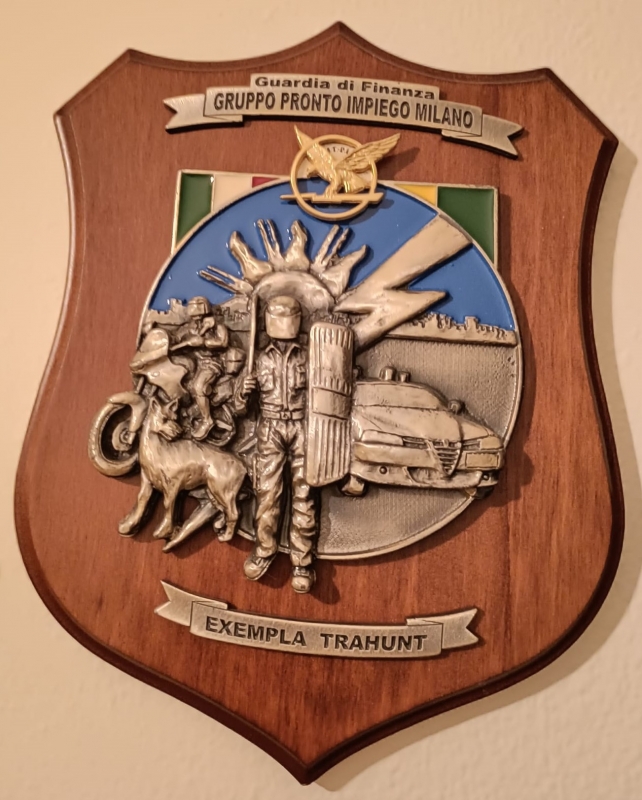 Crest Guardia di Finanza Comando Pronto Impiego Milano