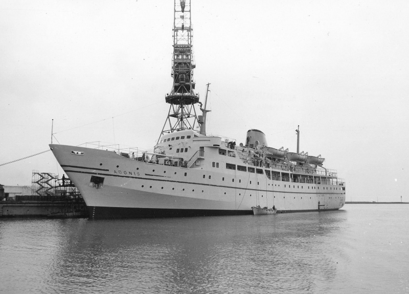 Navi e Armatori - Approdi di Passione