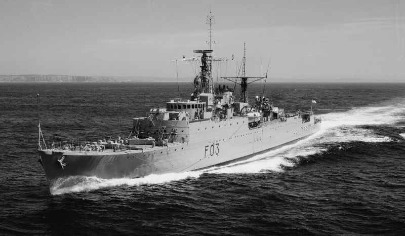 HMAS F03 Quiberon
