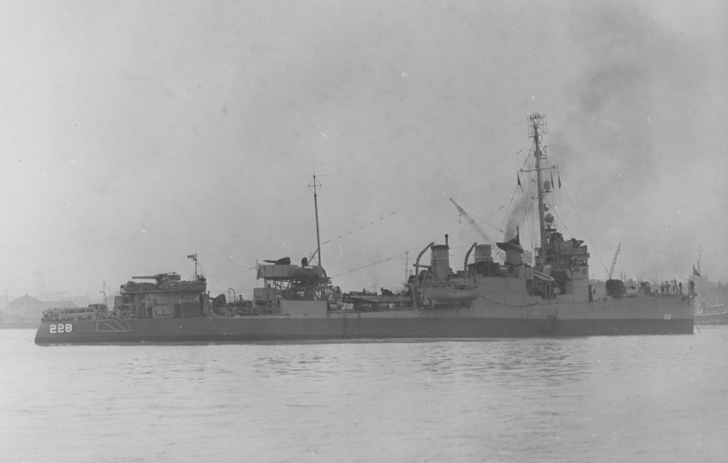 USS JOHN D. FORD DD-228