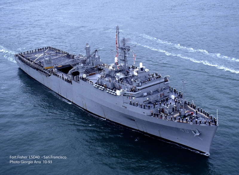 USS Fort Fisher  LSD 40